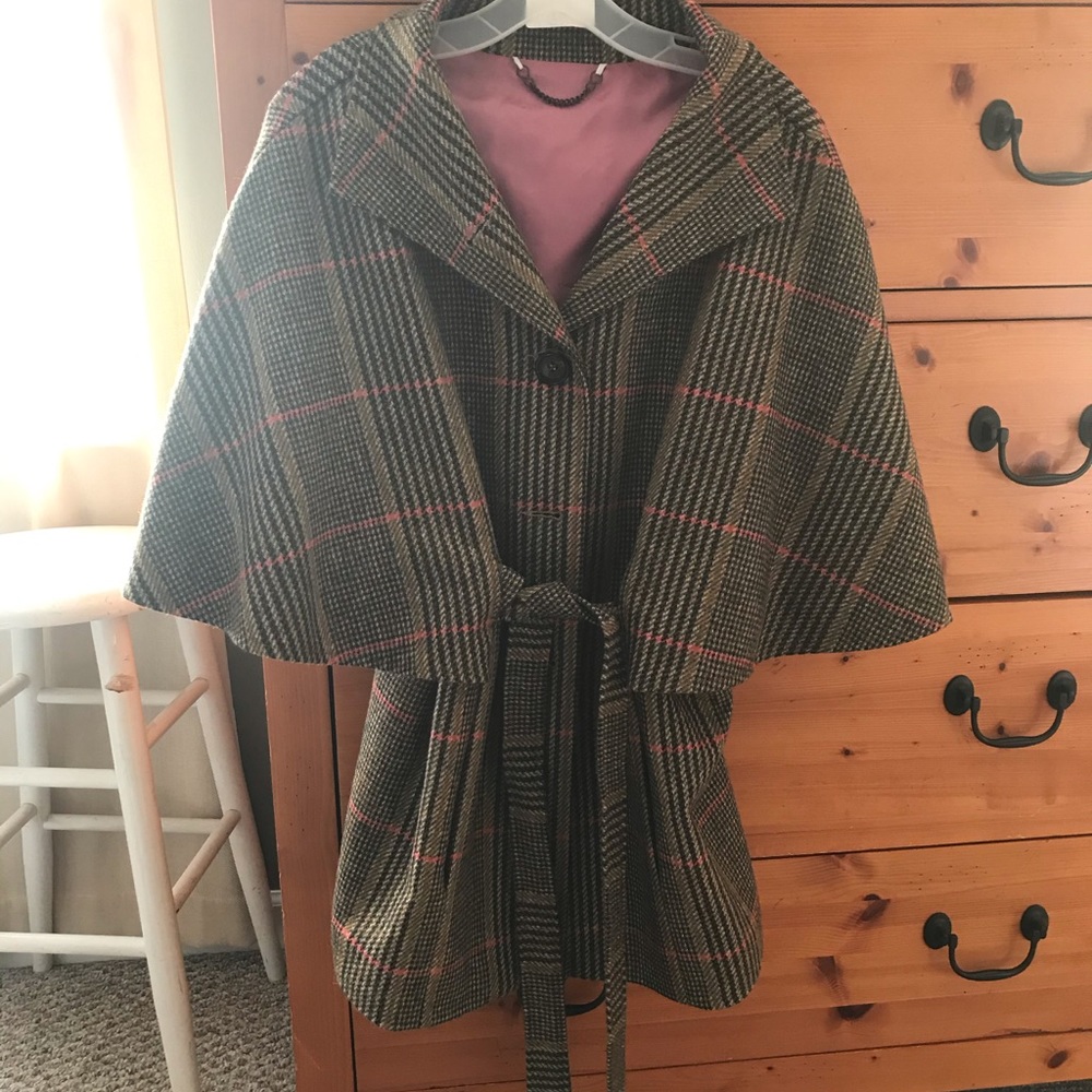 Authentic Peter James tweed women’s cape